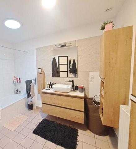 MAISON HABITABLE PLAIN-PIED ENTIEREMENT RENOVEE