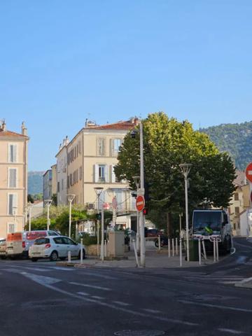 Appartement à louer à Toulon (83200)