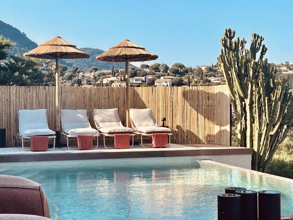 Maison à vendre  7 pièces - 215 m2 CAVALAIRE SUR MER - 83