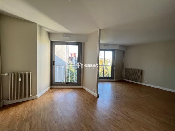 Location Appartement 3 pièces 59 m² - Paris 75013