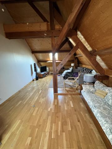 PRIX ATTRACTIF : SUR LES HAUTEURS CHÂTELLERAULT NORD TRÈS BELLE MAISON DE 272 M² 6 CHAMBRES Réf 2663