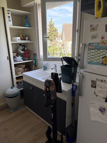PRIX ATTRACTIF : SUR LES HAUTEURS CHÂTELLERAULT NORD TRÈS BELLE MAISON DE 272 M² 6 CHAMBRES Réf 2663