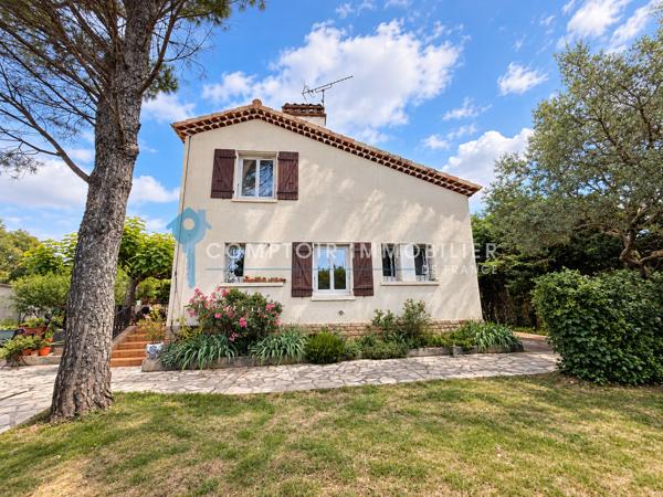 Maison 5 pièce(s) 4 chambre(s) 99 m²