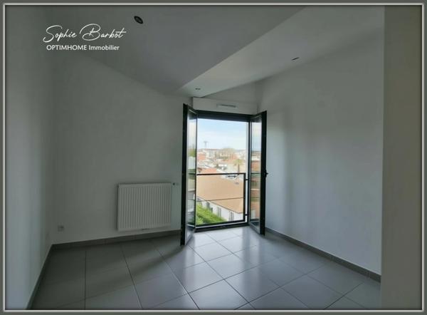 LA TESTE DE BUCH Cœur de ville, très bel appartement T4 spacieux et confortable + box et parkings