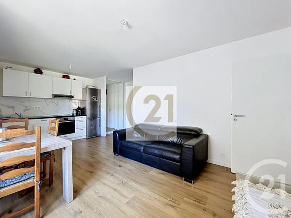 Appartement F2 à vendre  2 pièces - 47 m 2   VITRY SUR SEINE  - 94