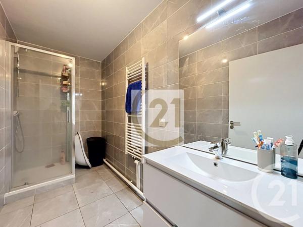 Appartement F2 à vendre  2 pièces - 47 m 2   VITRY SUR SEINE  - 94