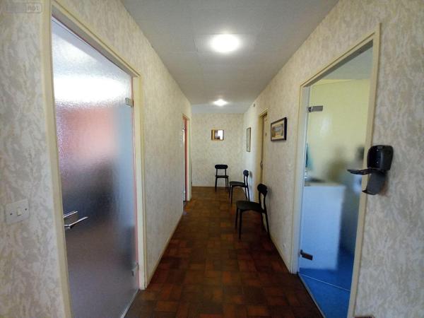 Bureaux à vendre à Arnage dans la Sarthe (72230), ref : 72122-1228