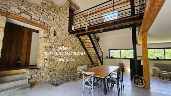 A Desingy maison individuelle en pierre rénovée avec potentiel et charme de l’ancien + dépendance en pierre – Calme absolu à environ 10 mns de Frangy et de Seyssel