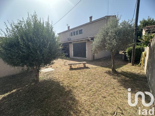 Maison à vendre 7 pièces 213 m² Gignac-la-Nerthe