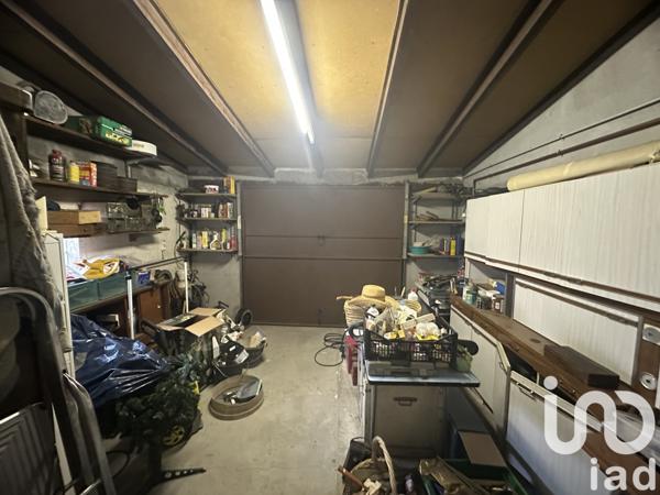 Maison à vendre 7 pièces 213 m² Gignac-la-Nerthe