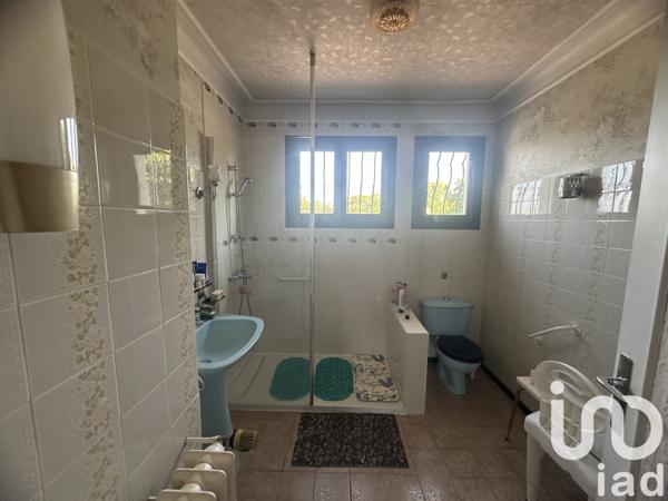 Maison à vendre 7 pièces 213 m² Gignac-la-Nerthe