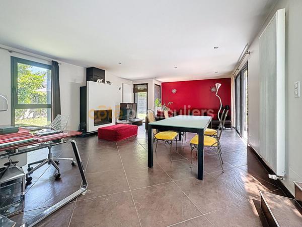 Vente Maison219 m² - 7 Pièces - LONGVIC (21600)