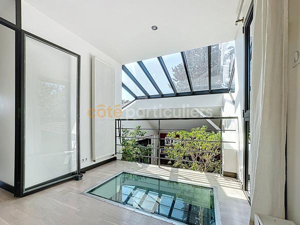 Vente Maison219 m² - 7 Pièces - LONGVIC (21600)