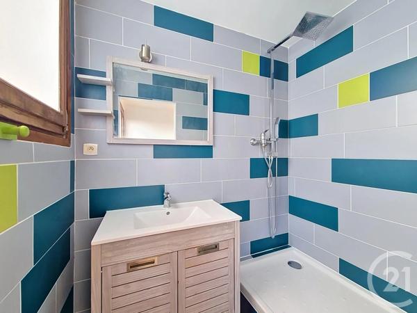 Appartement F2 à vendre  2 pièces - 40,33 m 2   FRESNES  - 94