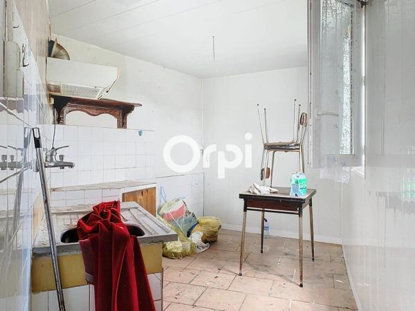 Maison à vendre    5 pièces •  Commentry