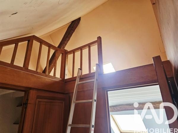 Immeuble à vendre 138 m² Montholon