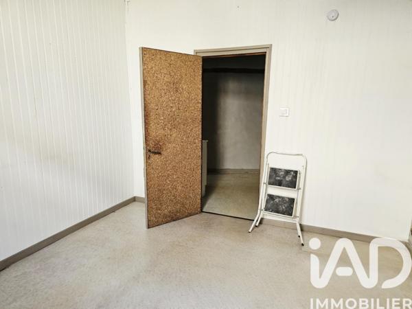 Immeuble à vendre 138 m² Montholon