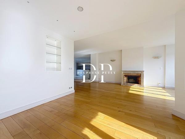 Appartement à vendre 4 pièces de 129,33 m2  (74) Annemasse
