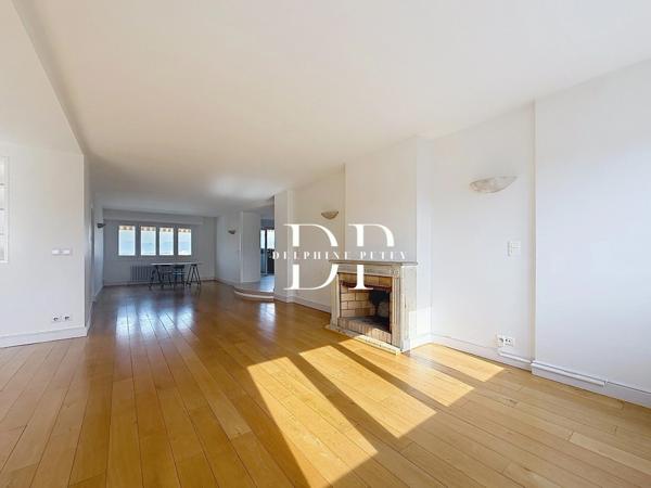 Appartement à vendre 4 pièces de 129,33 m2  (74) Annemasse