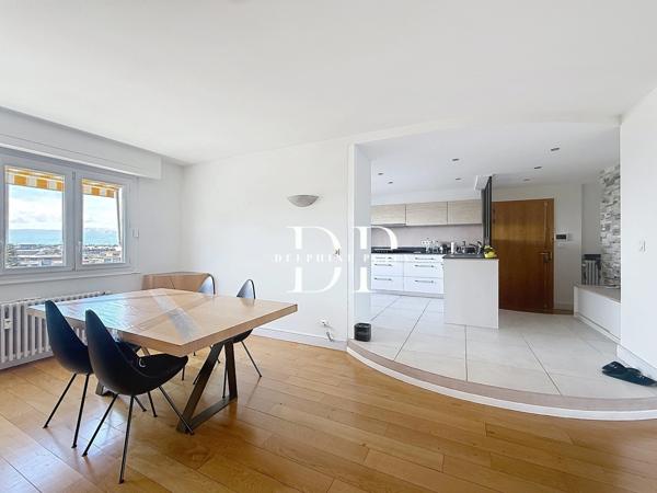 Appartement à vendre 4 pièces de 129,33 m2  (74) Annemasse