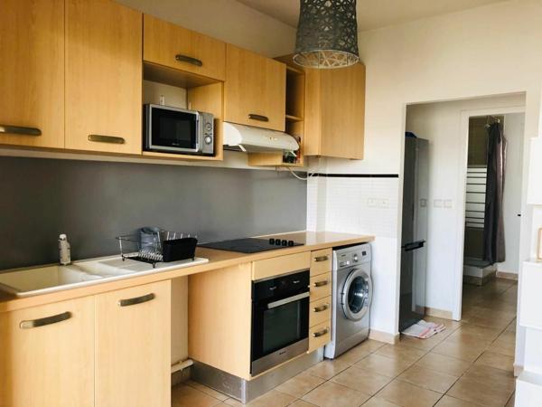 Appartement à louer    1 pièce •  Baie-Mahault