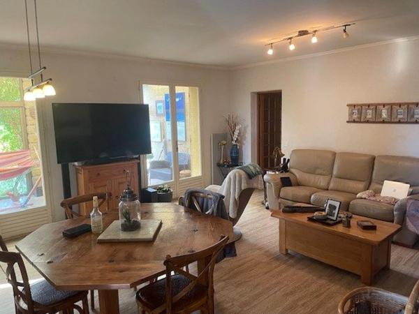 Villa de 135m2 +46m2 véranda sur 9560m2