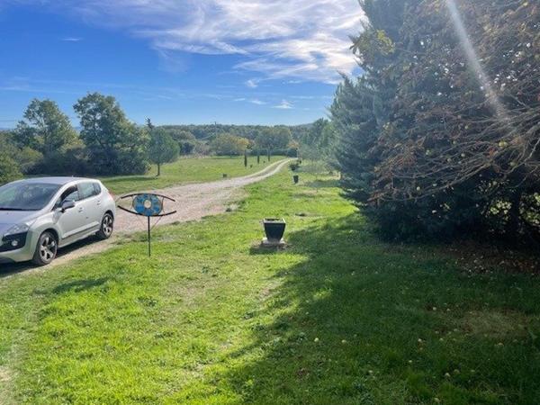 Villa de 135m2 +46m2 véranda sur 9560m2