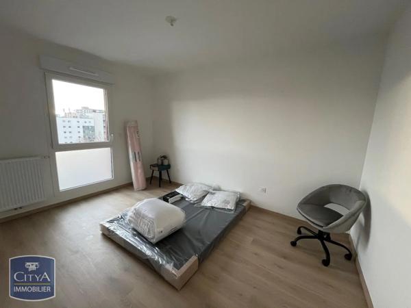 Appartement à louer 2 pièces 41.41m² Clermont-Ferrand (63000)