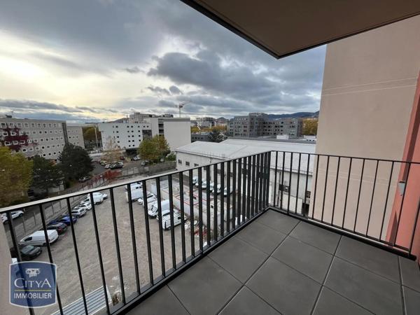 Appartement à louer 2 pièces 41.41m² Clermont-Ferrand (63000)