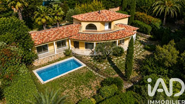 Maison à vendre 5 pièces 170 m² Bandol