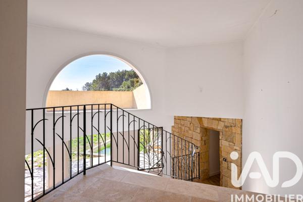 Maison à vendre 5 pièces 170 m² Bandol