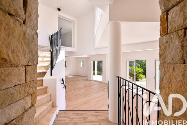 Maison à vendre 5 pièces 170 m² Bandol