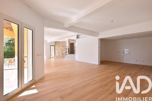 Maison à vendre 5 pièces 170 m² Bandol