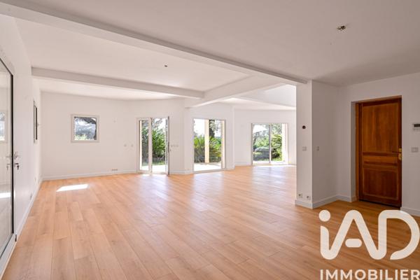 Maison à vendre 5 pièces 170 m² Bandol