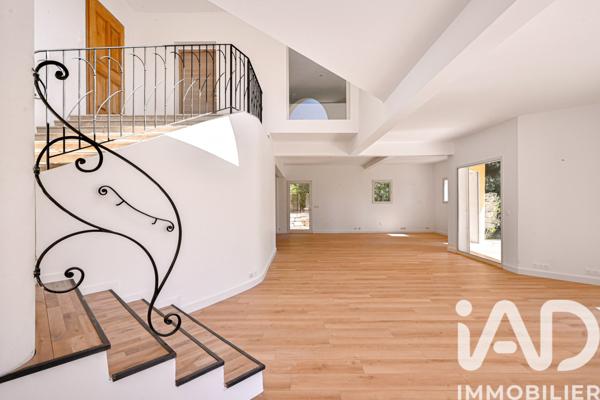 Maison à vendre 5 pièces 170 m² Bandol