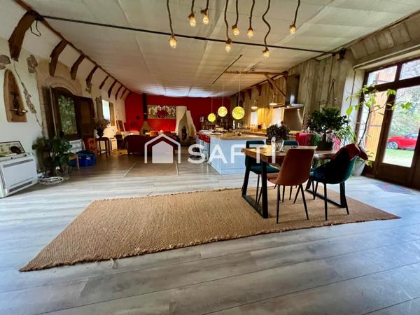 Grange au calme dans la verdure