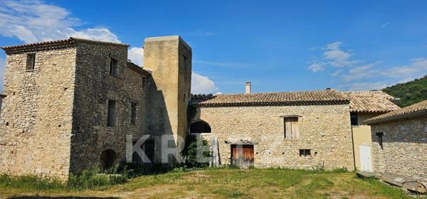 L’ULTIME CONFIDENTIELLE — UNE FERME HISTORIQUE DE PLUS DE 48 HECTARES AU CŒUR DE LA PROVENCE