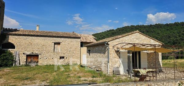 L’ULTIME CONFIDENTIELLE — UNE FERME HISTORIQUE DE PLUS DE 48 HECTARES AU CŒUR DE LA PROVENCE