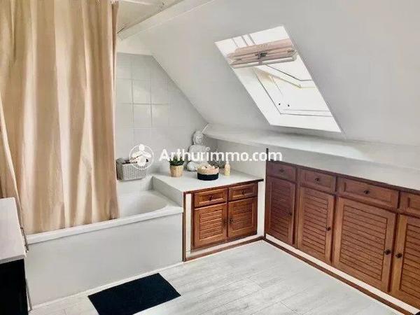 Location Maison 6 pièces 100 m2 à Lisses