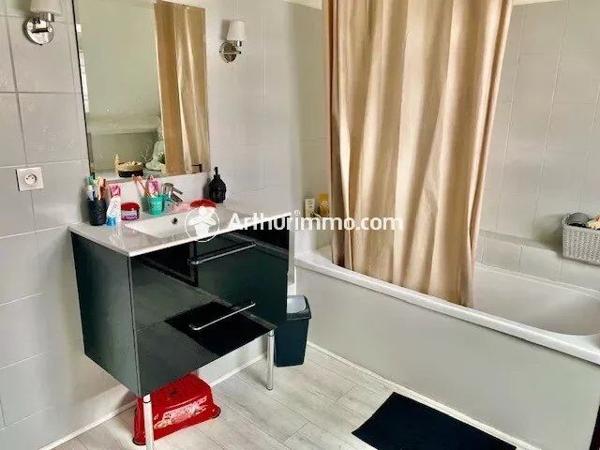 Location Maison 6 pièces 100 m2 à Lisses