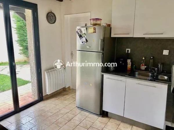 Location Maison 6 pièces 100 m2 à Lisses