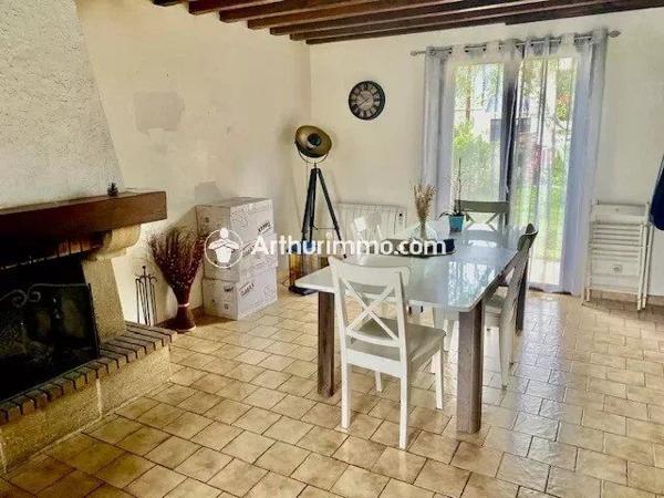 Location Maison 6 pièces 100 m2 à Lisses