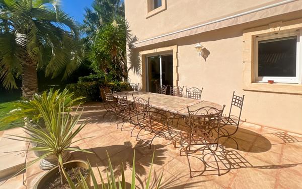 Maison à vendre    7 pièces • 203,35 m2 Agde