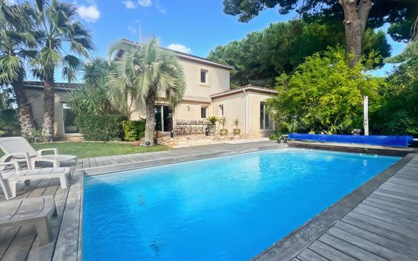 Maison à vendre    7 pièces • 203,35 m2 Agde