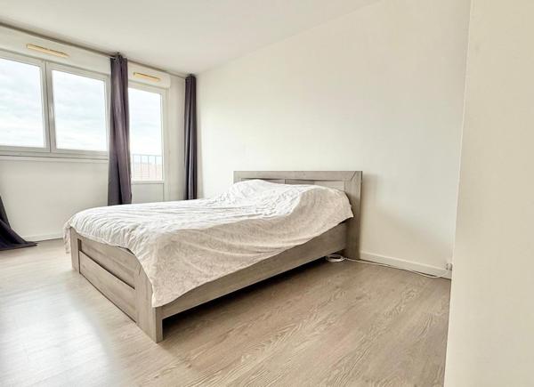 Superbe 4 pièces dans petite résidence centre ville