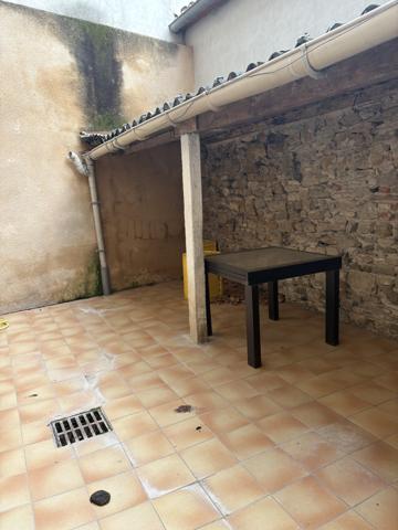 Maison de village de type 5 avec cour Bram (11150)