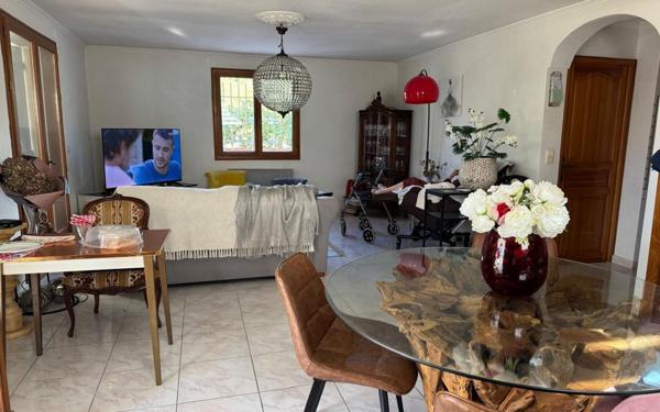 Maison à vendre    3 pièces •  Sainte-Marie