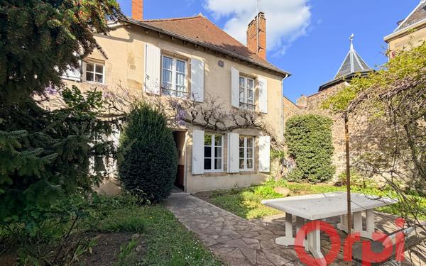 Maison à vendre    7 pièces •  Cérilly