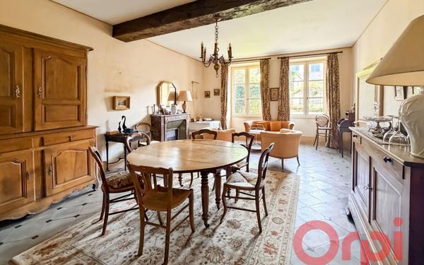 Maison à vendre    7 pièces •  Cérilly