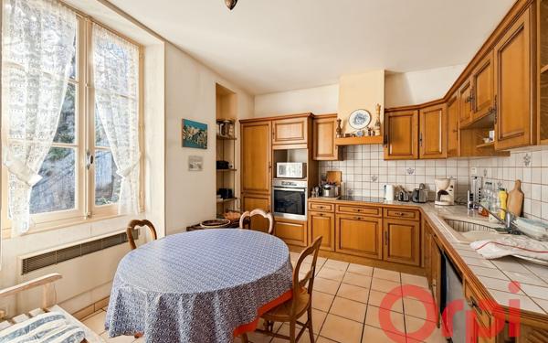 Maison à vendre    7 pièces •  Cérilly